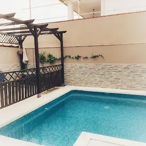 https://villa-el-almendro.es-andalucia.com