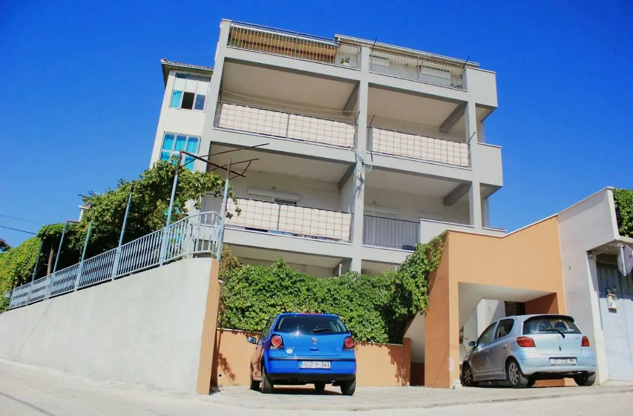 Apartments Saric Split